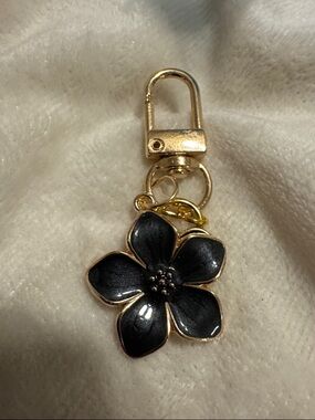 Black Enamel Flower Key & Card Holder Charm with Gold Hardware